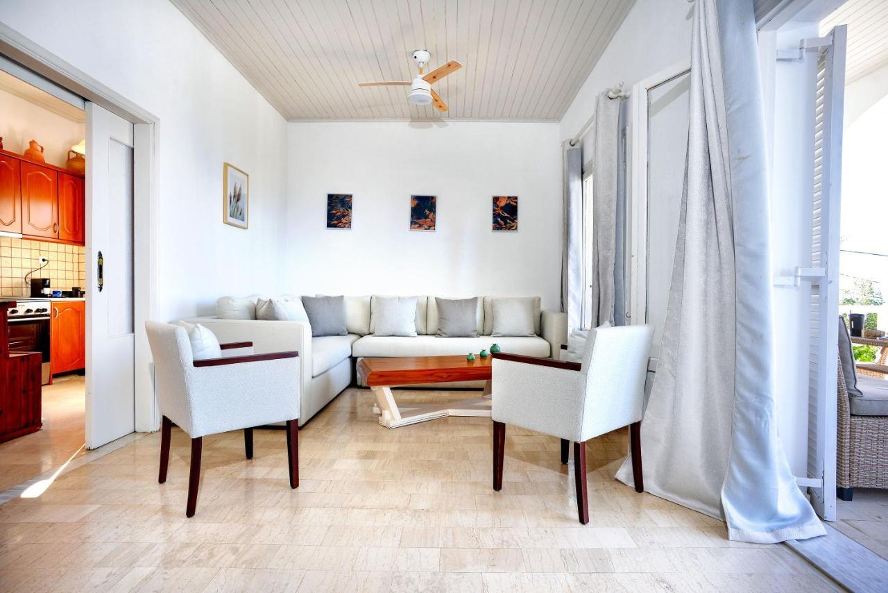 New! Paxoswhite Sea View Apartments & Studios! Gaios Eksteriør billede